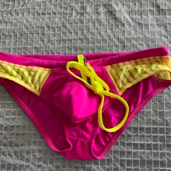 Wangjiang men swimsuit size S - Picture 1 of 3